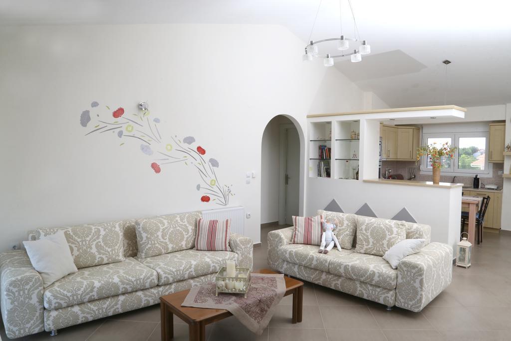 Konstantinos Luxury Apartment Keramoti  Exterior photo