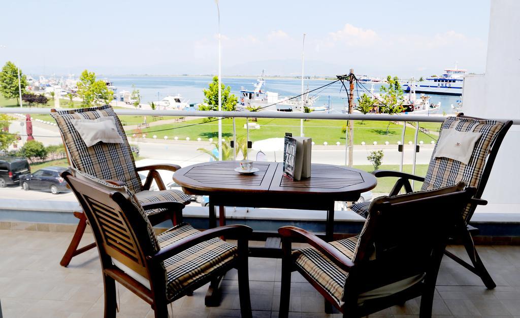 Konstantinos Luxury Apartment Keramoti  Exterior photo